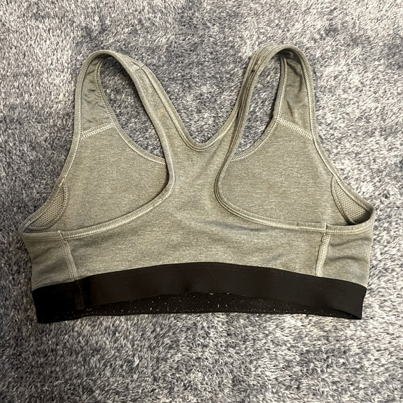 NIKE DRI-FIT SPORTS BRA SIZE S - Picture 2 of 3